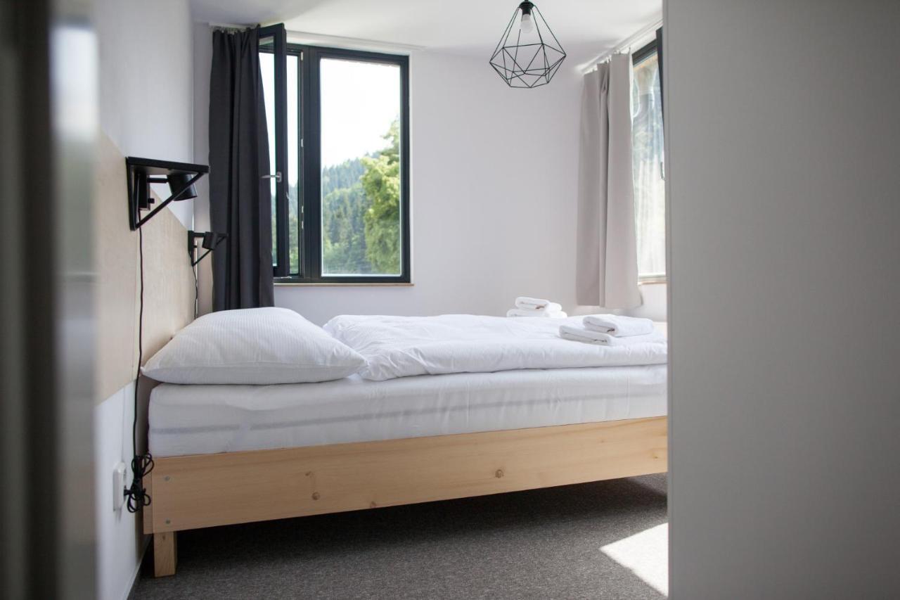 Hotel Spalov 세밀리 외부 사진